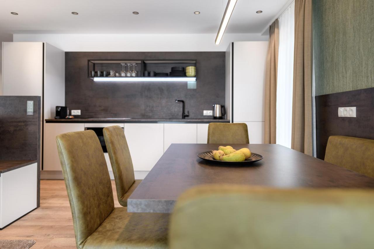 Sambock Quarter Pustrabase Apartment Brunico Bagian luar foto